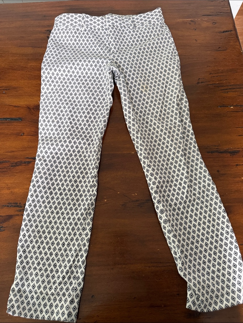 GAP White and Navy Diamond-Print Straight-Leg Pants